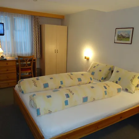 Hotell Tschuggen 2*